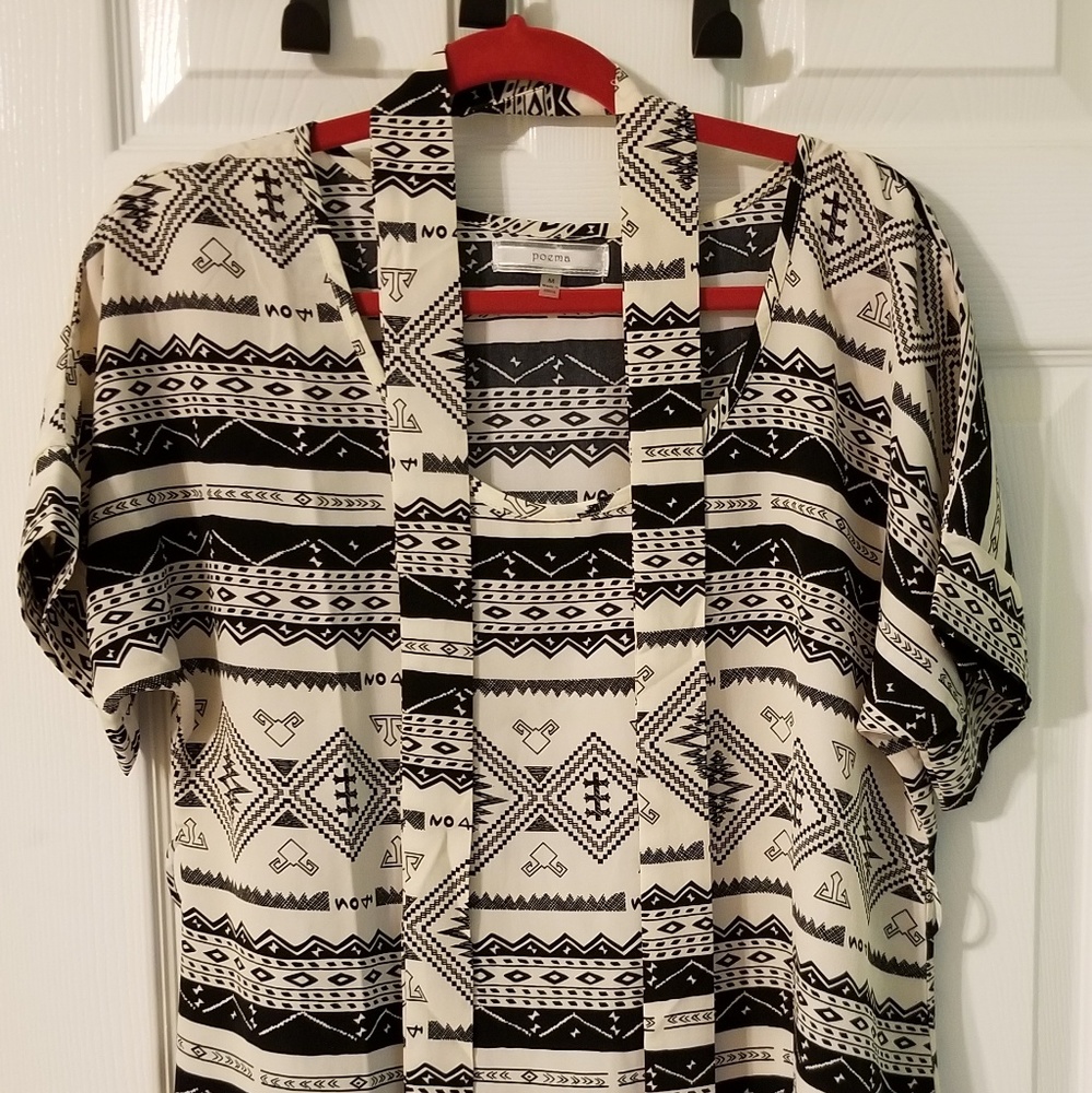 Black and white tribal print runic